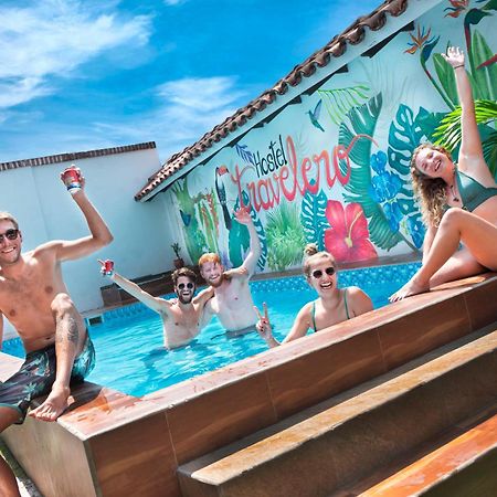 Hostal Backpackers Travelero Hotel Santa Cruz de La Sierra Exterior photo